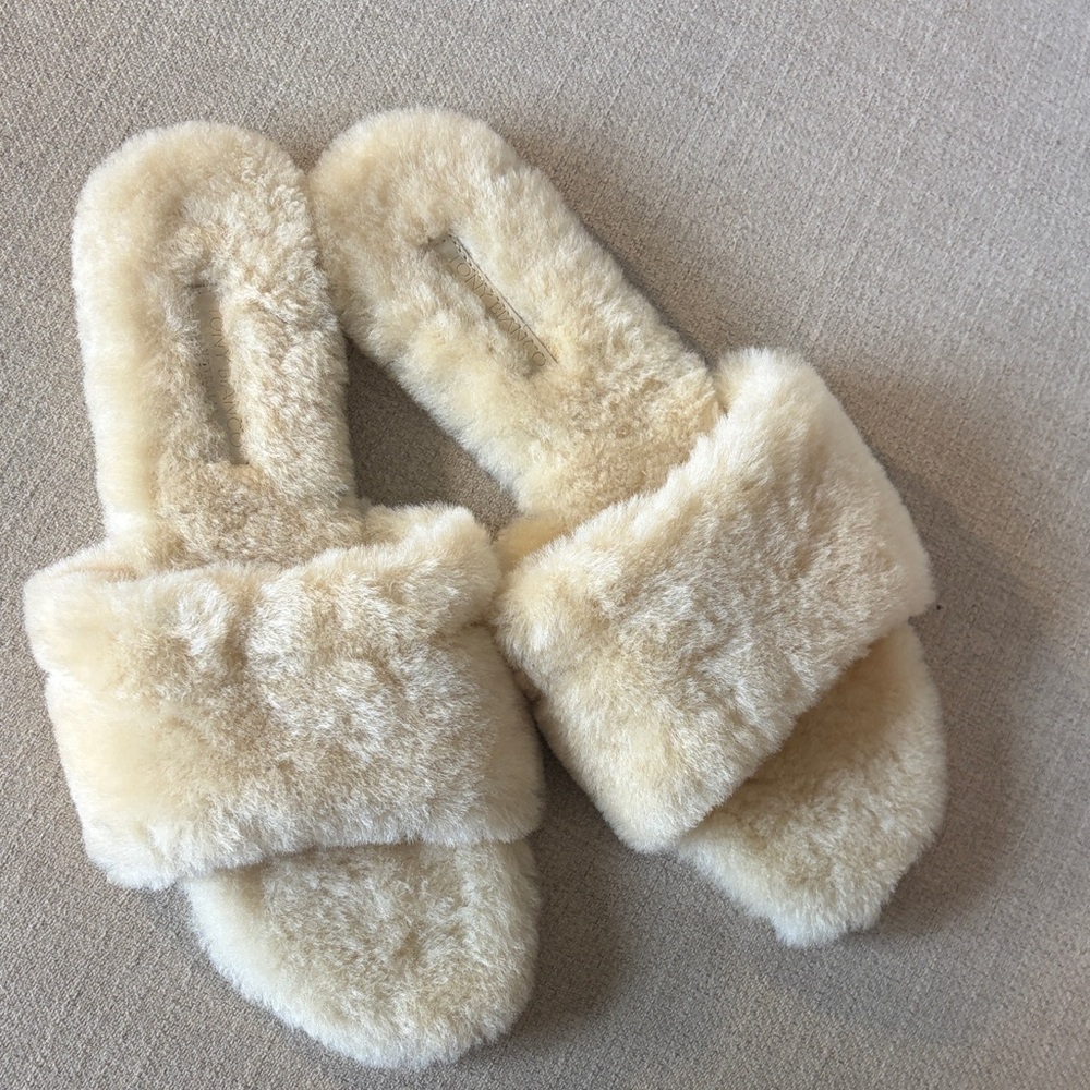 Tony Bianco Australia Size 9 Cream Fur Slides